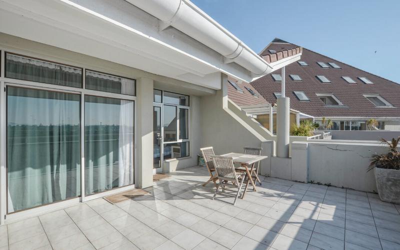 2 Bedroom Property for Sale in Dolphin Beach Western Cape